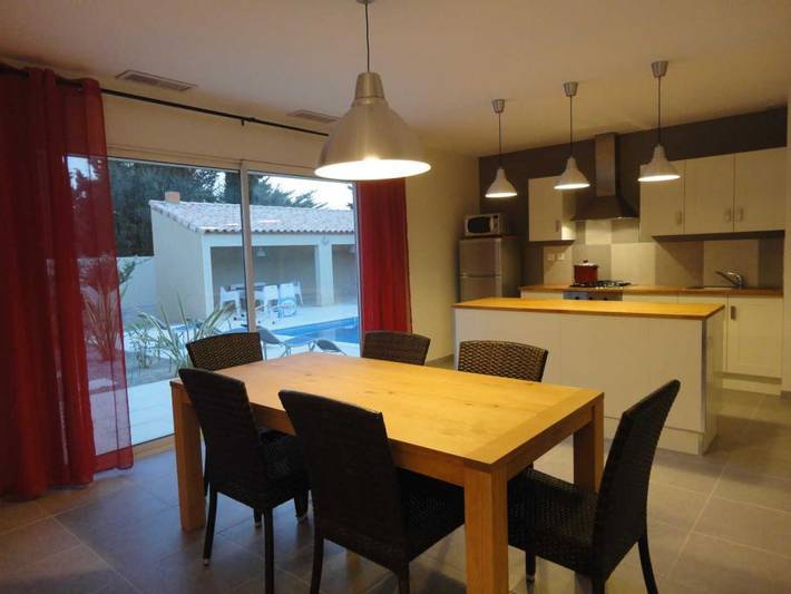 Gîte pour 6 personnes, avec jardin et piscine à Canet - 4