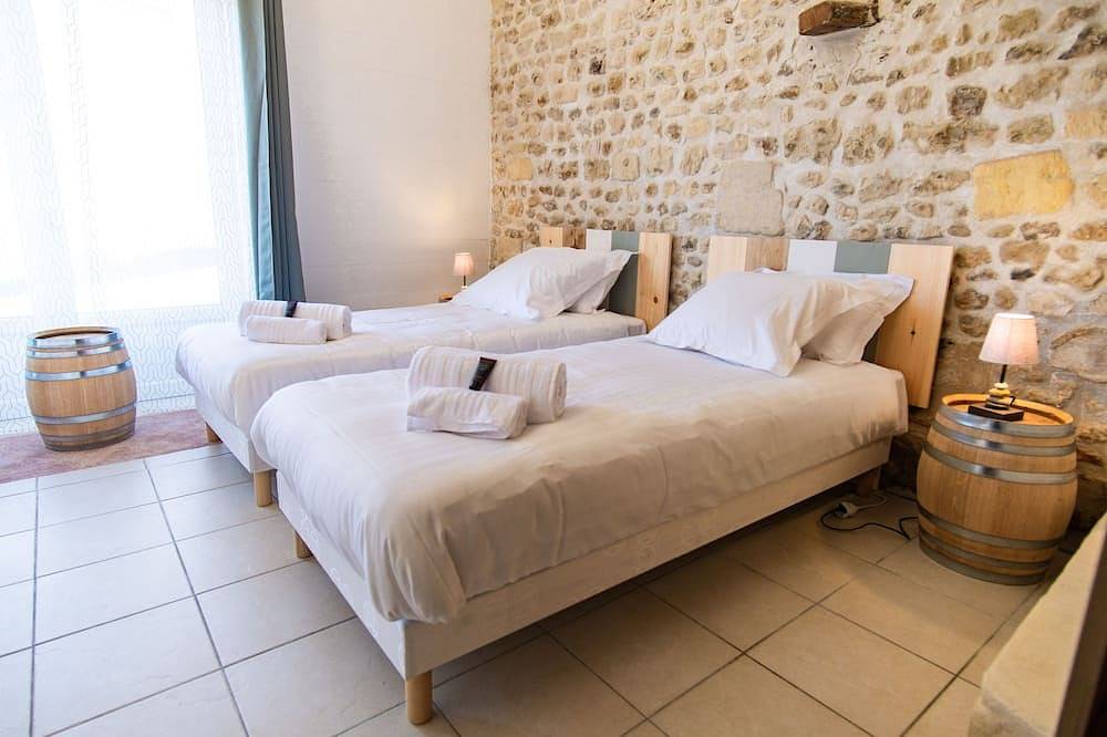 Charming cottage - Le Clos de Chenac **** in Chenac-Saint-Seurin-d'Uzet, Saintes region