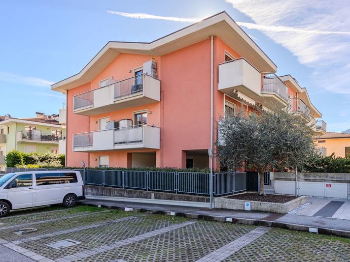 Ferienwohnung für 4 Personen, mit Terrasse und Garten in Riva del Garda - 2