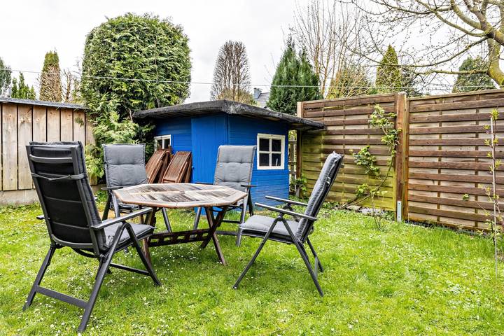 Entire apartment, Friendly Apartment in Lemgo with Shared Garden and Wi-Fi in Lemgo, Kreis Lippe