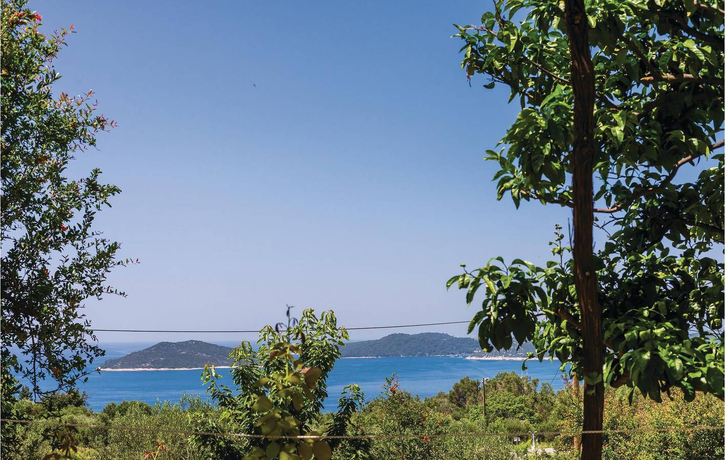 Entire holiday apartment, Holiday apartment for 6 people with terrace in Brsecine, Grad Dubrovnik