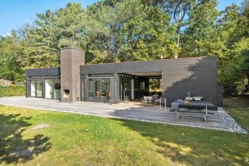 Ferienhaus für 10 Personen, mit Whirlpool und Terrasse in Odder und Umgebung