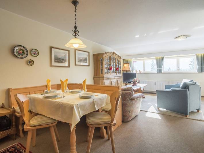 Ferienwohnung für 4 Personen, mit Sauna und Pool sowie Terrasse, kinderfreundlich im Kleinwalsertal - 3