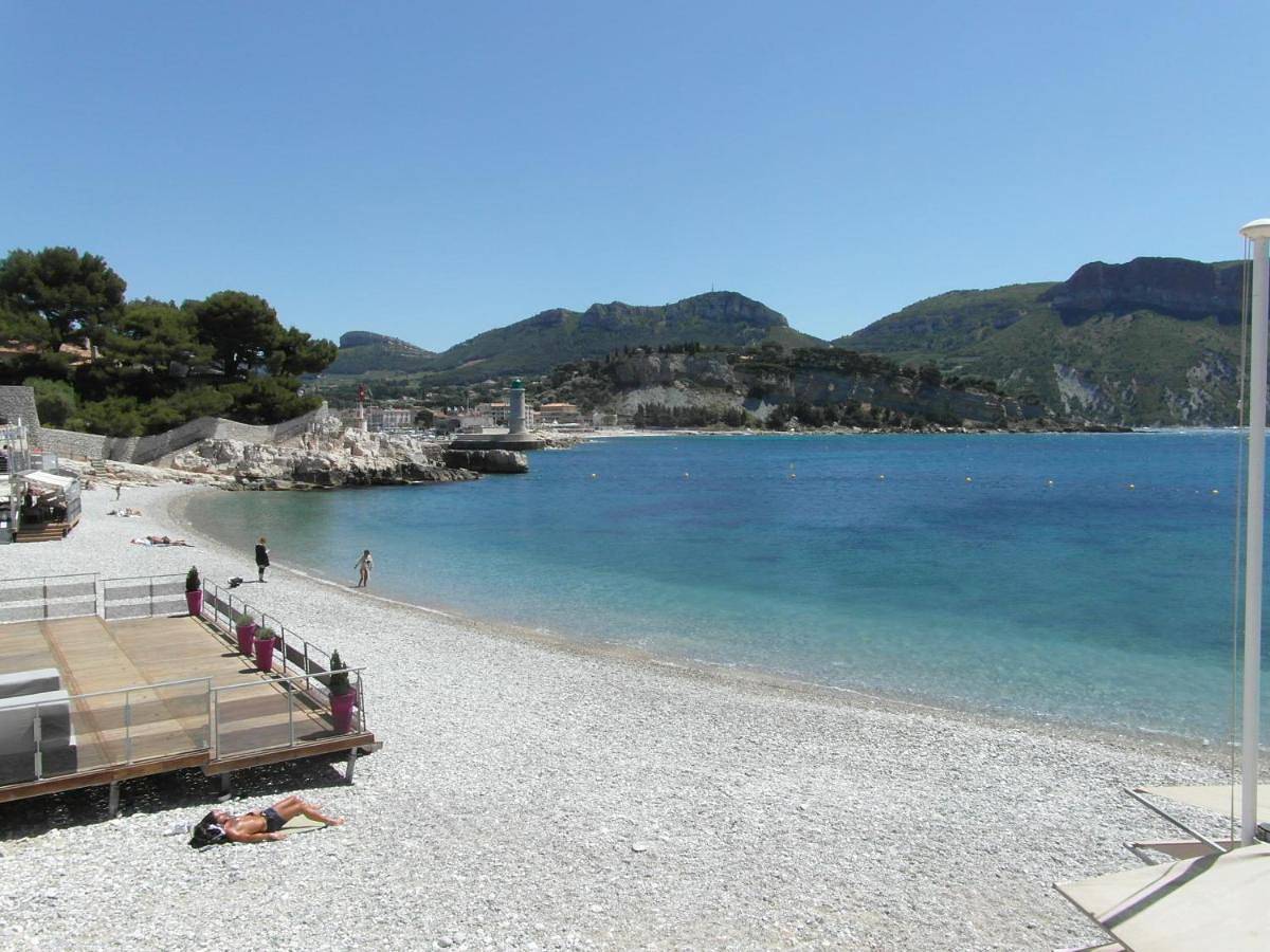 Appartement entier, Estivado Sea View - Mer à 50 m et Piscine avec Spa in Cassis, Parc national des Calanques