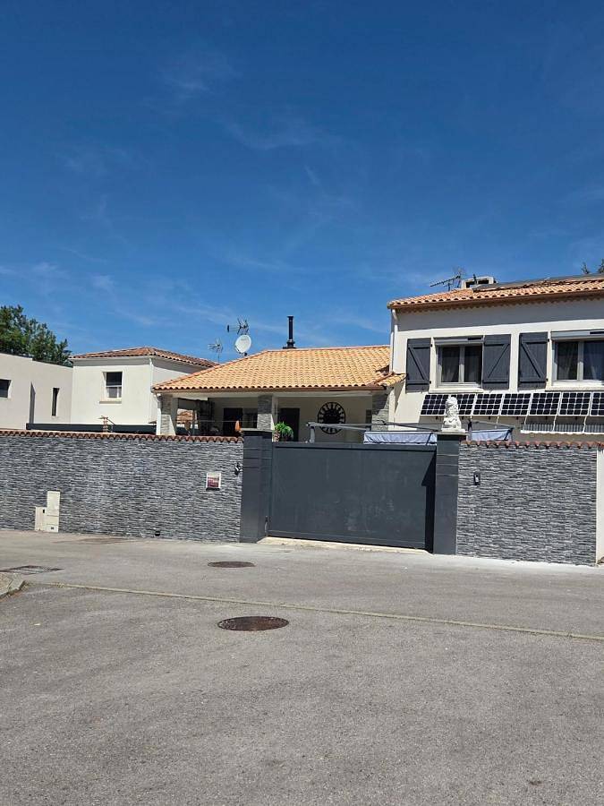 Gîte pour 2 personnes, avec terrasse à Prades-le-Lez