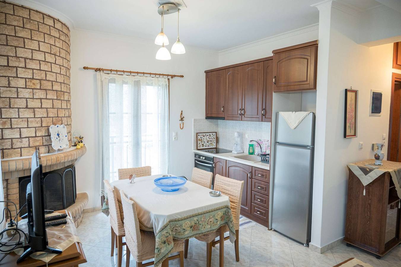 Mountain Voyage Residences - Serene Lesvos Escape in Lesbos