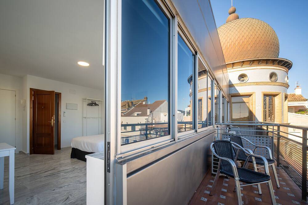Hostal Palacio Hotel París - Habitación 6A5 in Huelva, Costa de la Luz