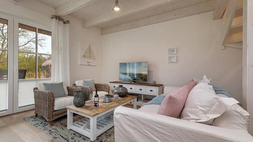 Ferienhaus für 4 Personen, mit Terrasse und Garten in Lohme - 2