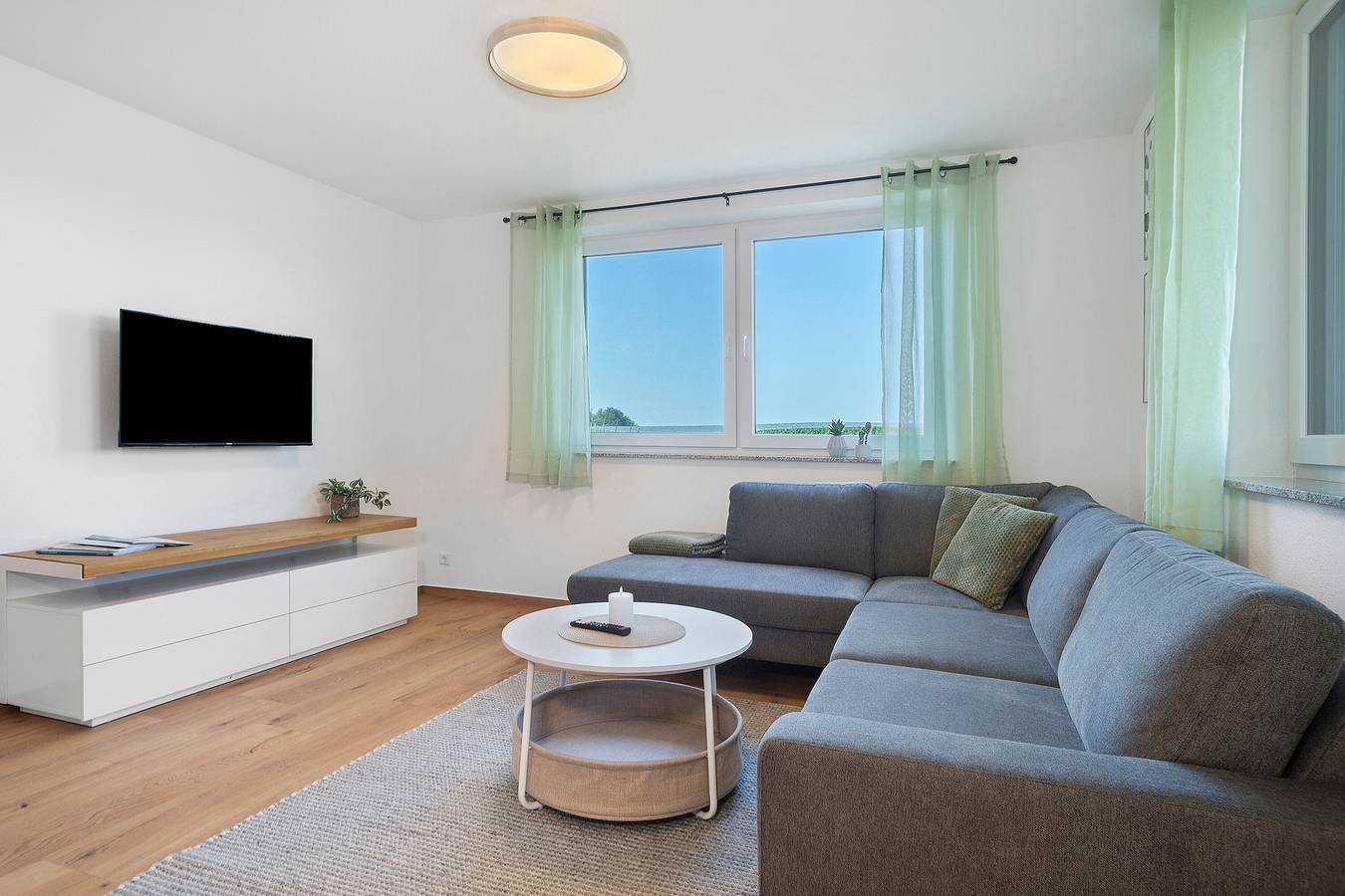 Apartamento entero, Apartamento 'Obstgarten' con vistas a la montaña, terraza privada y Wi-Fi in Tettnang, Region Bodensee-Oberschwaben
