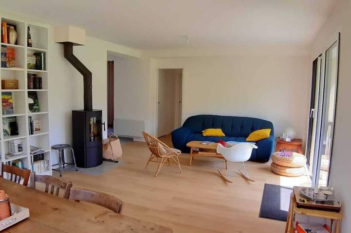 Location de vacances pour 4 personnes, avec jardin dans Montertelot