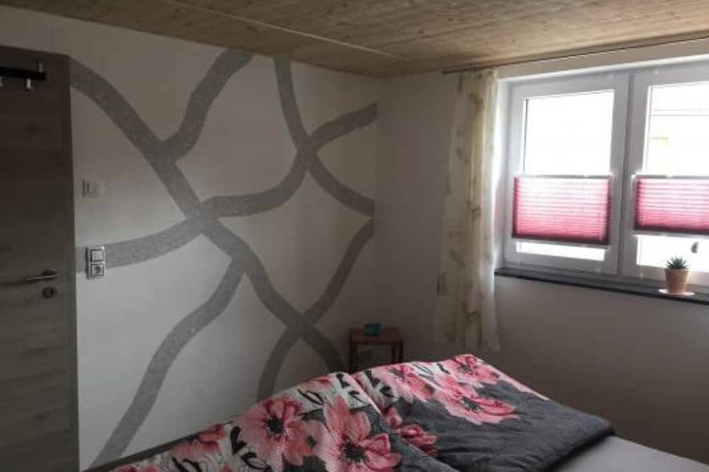 Ganze Wohnung, Ferienwohnung Groß im Erzgebirge in Königswalde, Erzgebirge