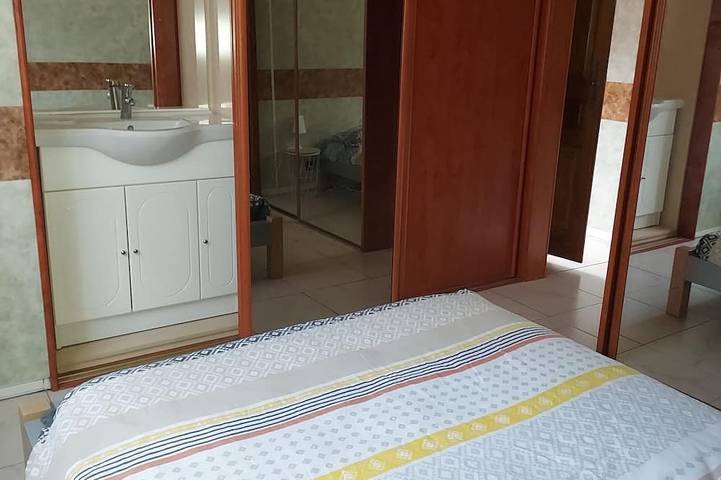 Gîte pour 2 personnes, avec jardin ainsi que jacuzzi et terrasse à Saint-Orens-de-Gameville - 2