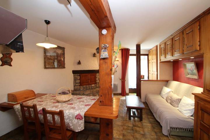 Gemütliche Gite mit Kamin, WiFi & Bergblick in Abriès, Queyras