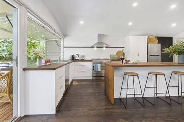 Holiday Home for 6 People in Dromana, Mornington Peninsula, Photo 2