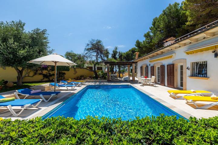 Ferienhaus für 8 Personen, mit Balkon und Garten in Capdepera - 2