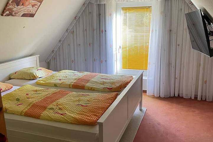 Ferienwohnung mit eigenem Pool in der Lüneburger Heide in Munster (Niedersachsen), Landkreis Heidekreis