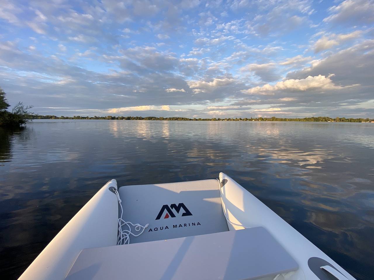 Exklusives Hausboot - Sauna, Sonnendeck & privates Beiboot in Plötzin, Werder