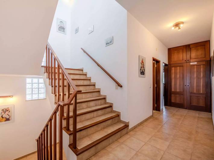 Villa pour 6 personnes, avec piscine et balcon à Portimão - 4