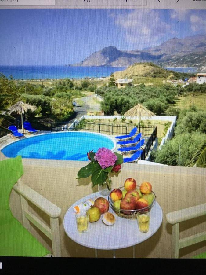 Pension voor 2 personen, with uitzicht and zwembad as well as tuin op Kreta