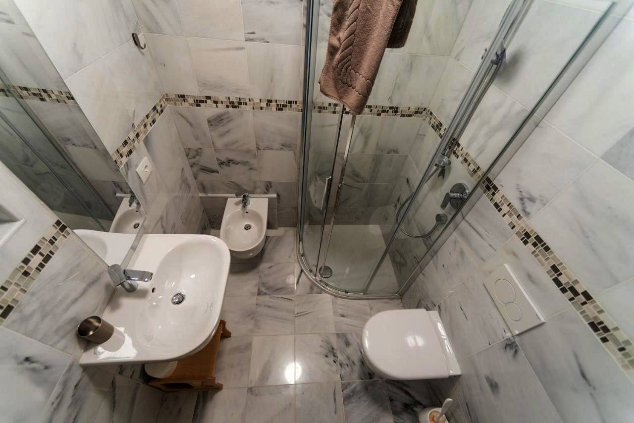 Double Room with Private External Bathroom in Europa-Neustift, Bozen