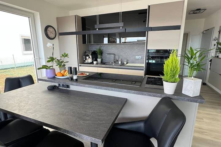 Ferienwohnung für 2 Personen, mit Balkon und Garten in Absberg
