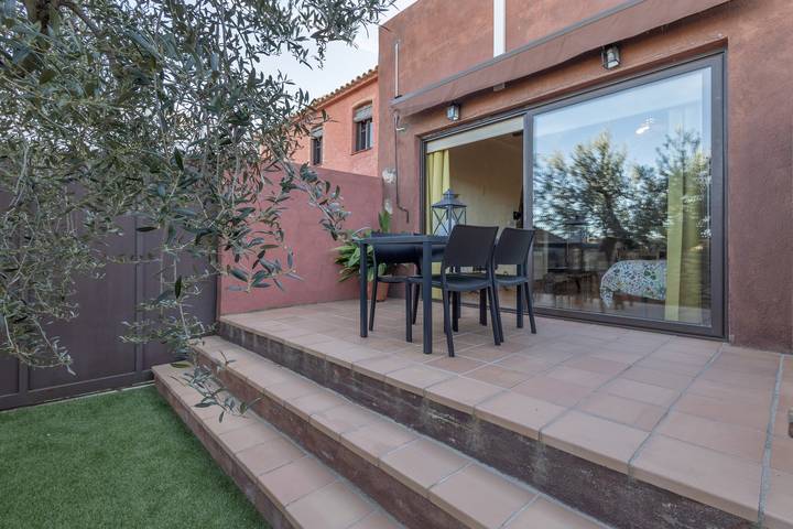Casa rural para 2 personas, con jardín, Se admiten mascotas en Bajo Penedés - 2