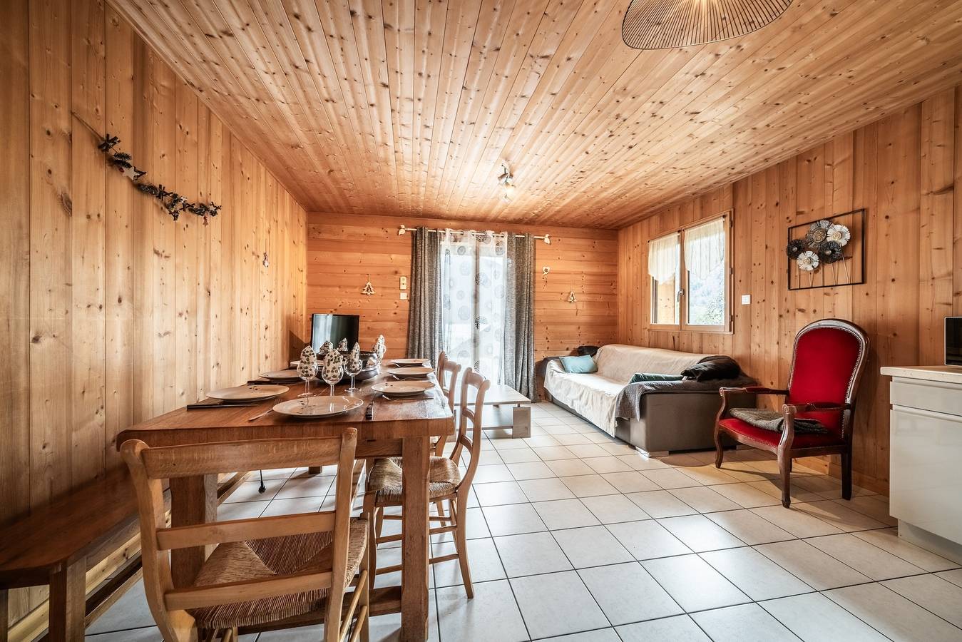 Ganze Wohnung, Ferienwohnung 'Sherpa - 10 Pers' mit Bergblick, Gemeinschaftsterrasse und Wlan in Saint-Jean-d'Aulps, Les Portes du Soleil