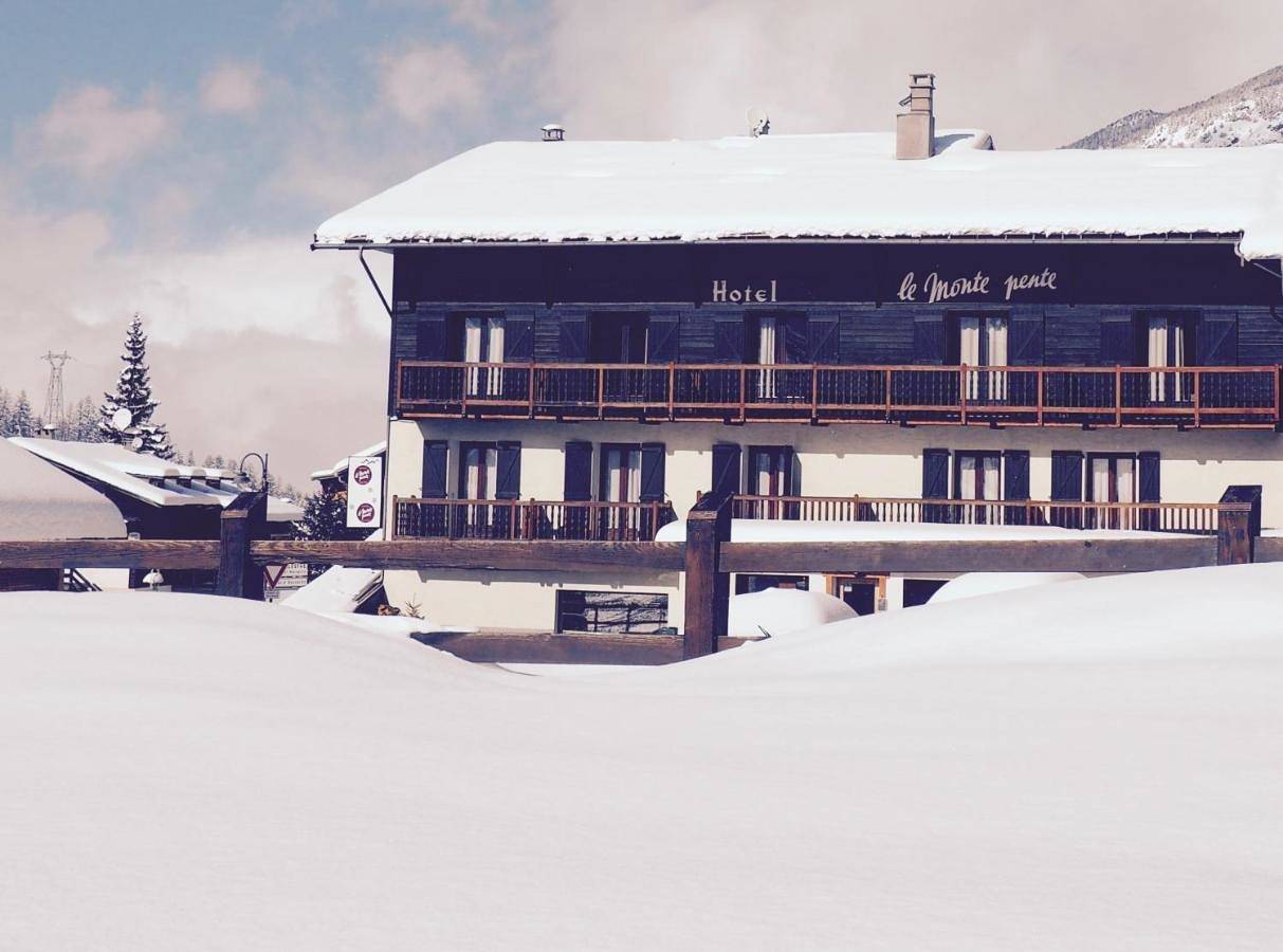 Hôtel Le Monte Pente in Vars (station de ski), Vars
