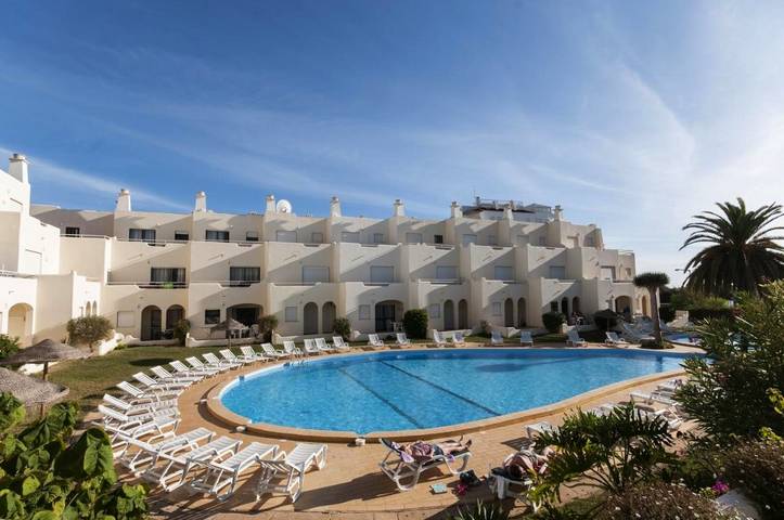 Aparthotel para 2 pessoas, com Terraço e Jardim em Alvor