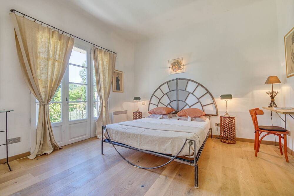 Landhaus in der Provence, „Maison Mas“, absolut private Unterkunft in 84800 L'Isle-sur-la-Sorgue in L'Isle-sur-la-Sorgue, Vaucluse