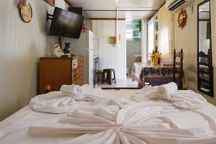 Ganzes Studio, Studio für 2 Personen mit Terrasse in Amaliapolis, Magnisia