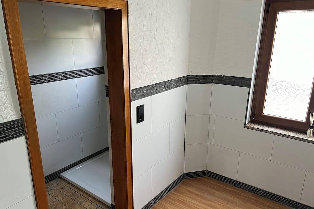 Ganze Wohnung, Ruhe und Natur genießen – großzügige Ferienwohnung im Hunsrück in Emmelshausen, Hunsrück