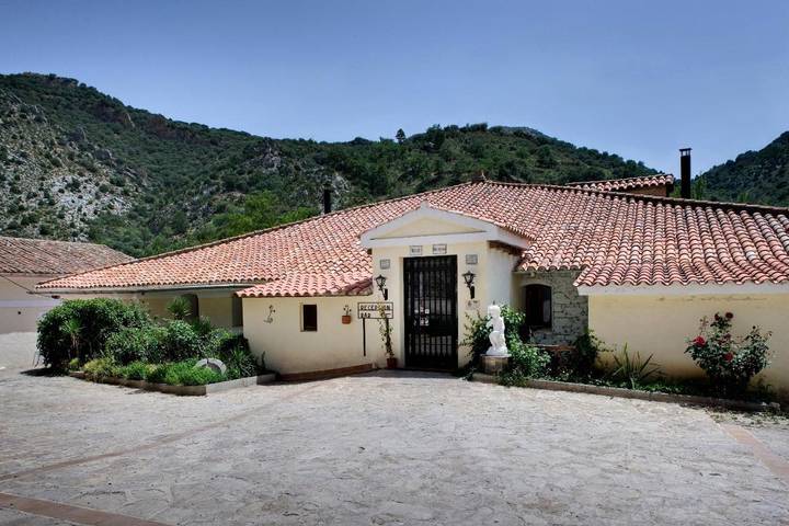 Casa de huéspuedes para 3 personas, con vistas además de piscina y jardín, Se admiten mascotas - 1