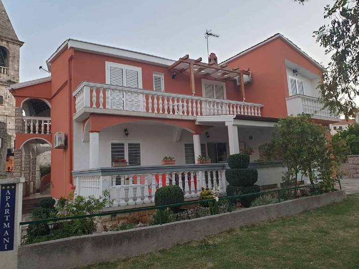 Ferienwohnung für 4 Personen, mit Balkon und Garten, mit Haustier - 1