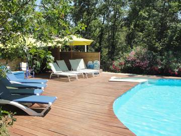 Chambre d’hôte pour 3 personnes, avec vue ainsi que piscine et jardin, animaux acceptés à Saint-Paul-en-Forêt