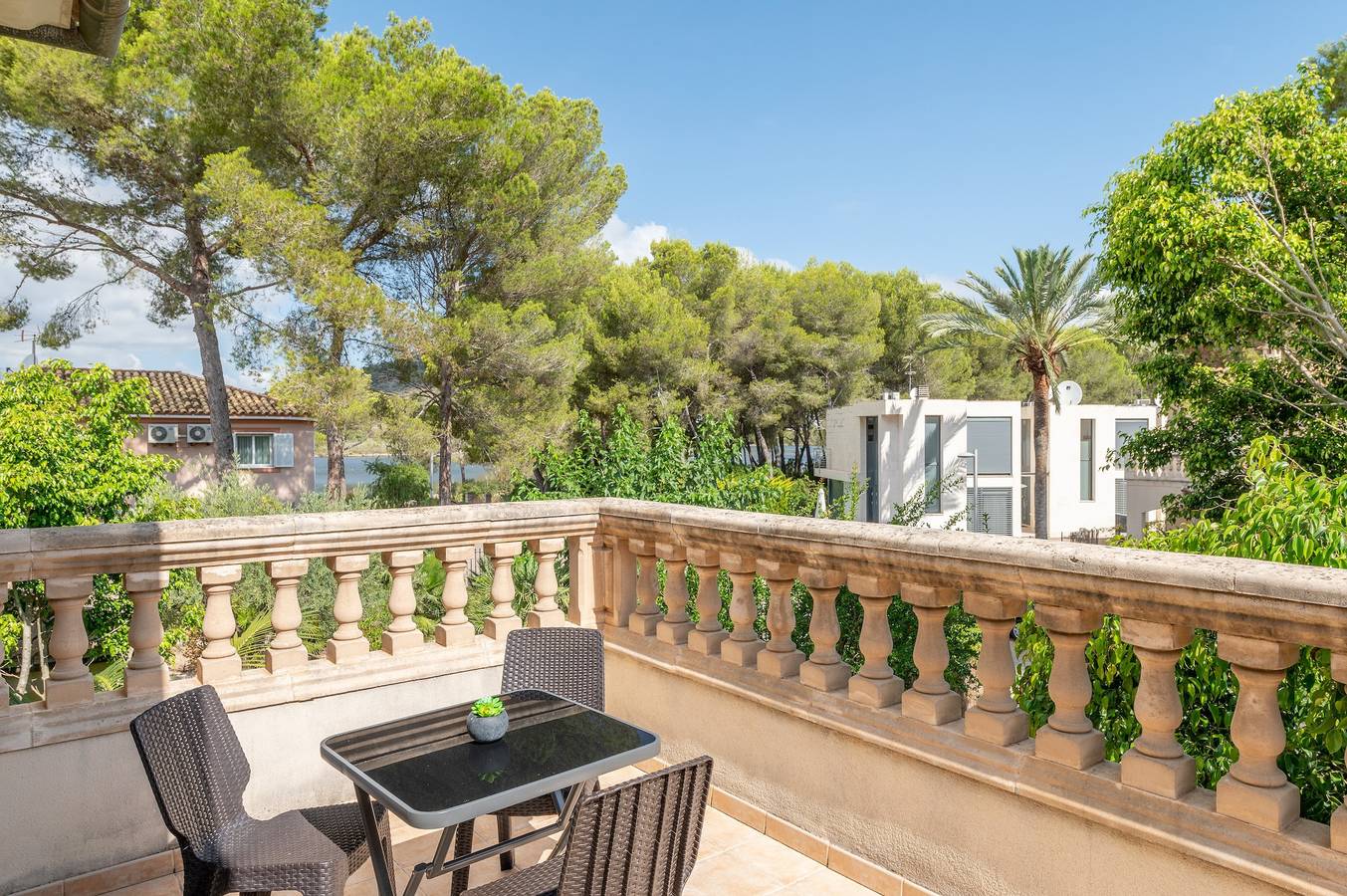 Schönes Chalet in Strandnähe mit A/C, Internet und Garten in Playa de Alcúdia, Alcúdia