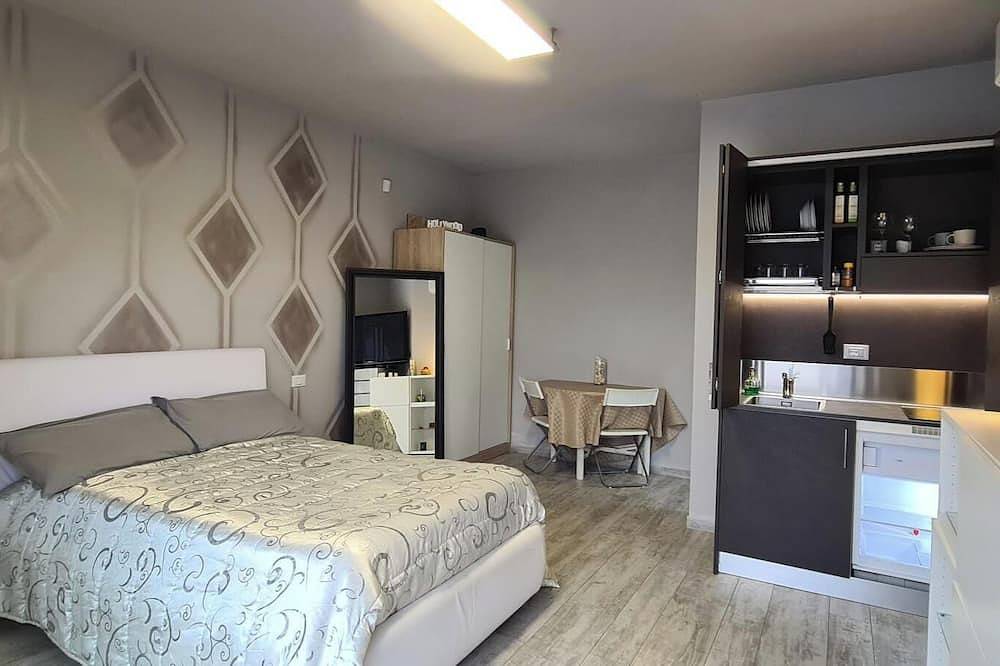 Ganze Wohnung, Villa Fiorita Studio Apartment Lake View in Avigliana, Turin Provinz