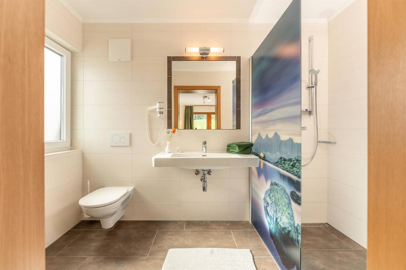 Geheel vakantieappartement, Tweepersoonskamer douche, Wc in Schladming, Schladming-Dachstein