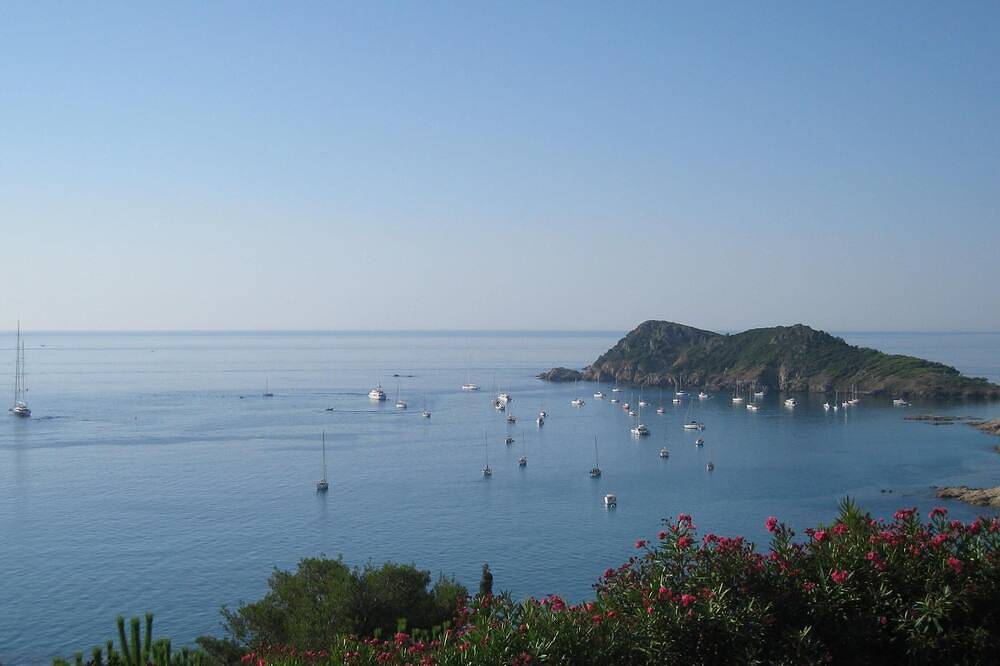 L'Escalet - Villa avec vue exceptionnelle sur la mer in l'Escalet, Ramatuelle