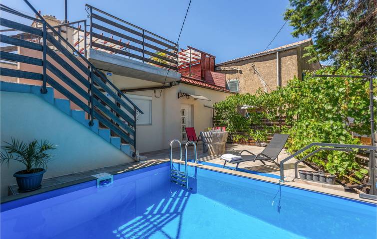 Ferienhaus für 8 Personen, mit Terrasse in Pinezici - 3