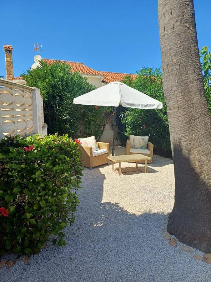 Els Poblets Denia offers Casa Crosby - Private studio within walking distance to the beach in Almadrava, Costa Blanca