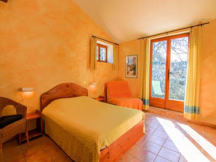 Gîte pour 8 personnes, avec piscine ainsi que balcon et jardin, adapté aux familles à Flayosc - 3