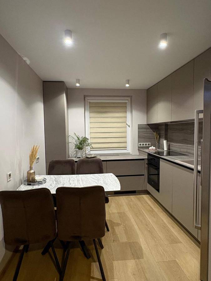 Apartament wakacyjny dla 4 osób, z balkon w Kowno