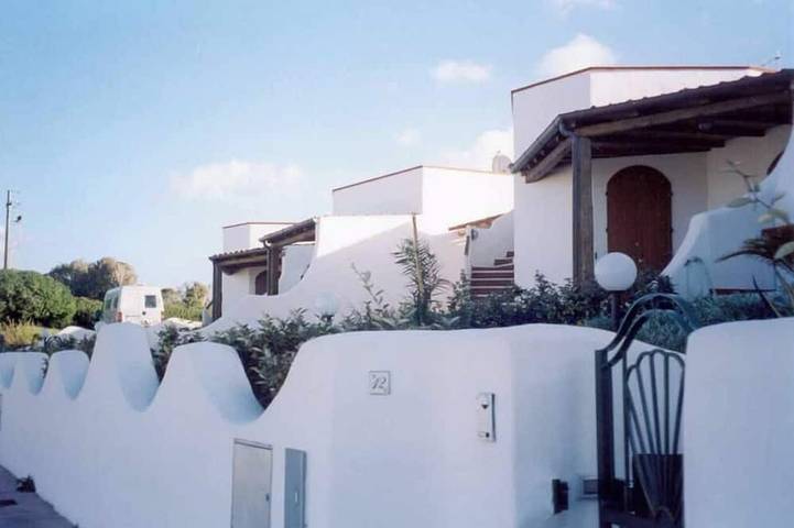 Very nice villa 300 m from sea with amazing seaview, 5 beds in La Ciaccia, Valledoria