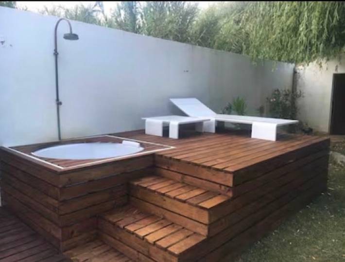 Casa da Granja: Holiday Home with Mountain View, Wi-Fi, and Air Conditioning in Lisbon District