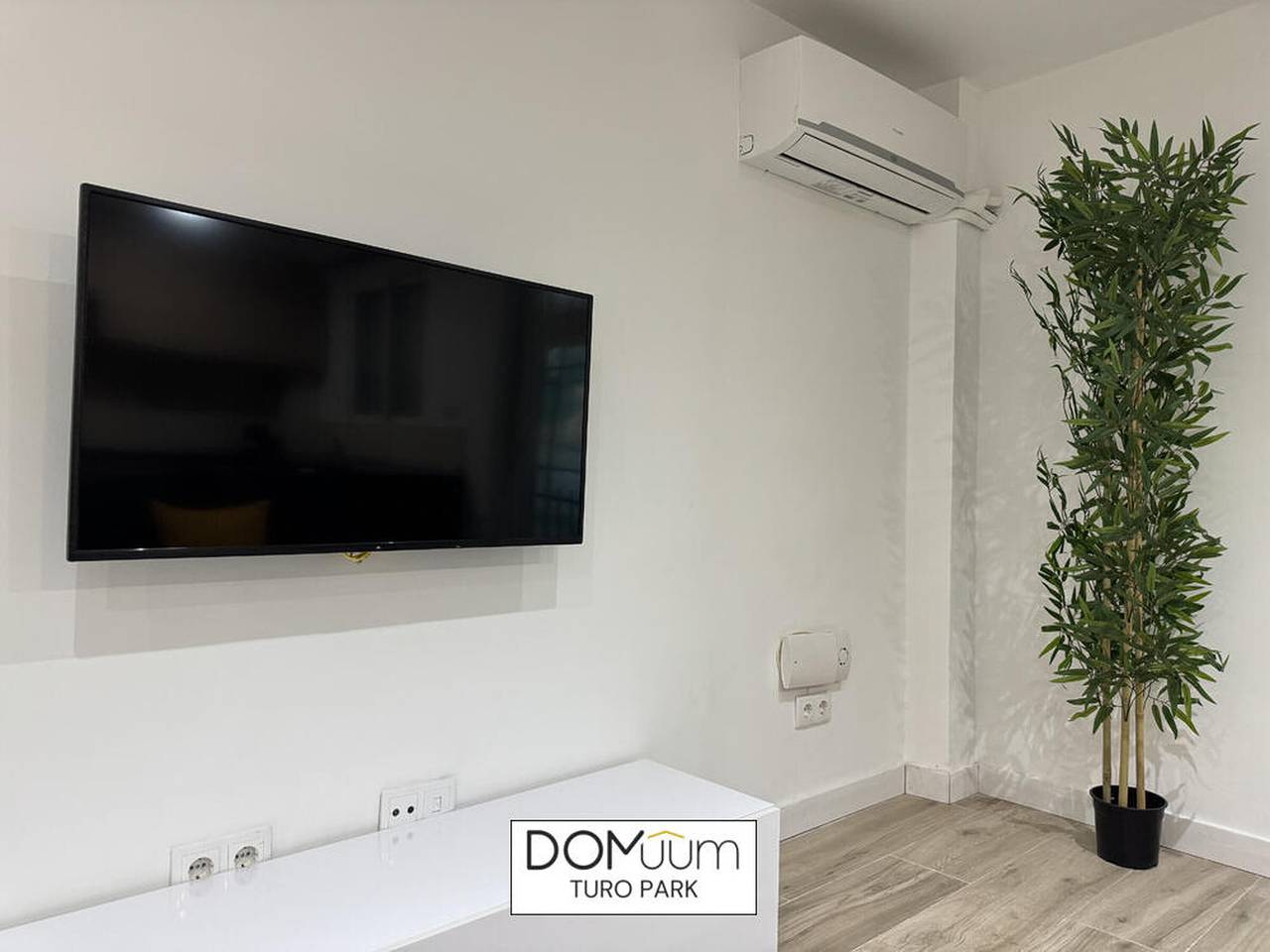 Entire apartment, Apartment in Salou with Terrace, near the Beach in Salou, Costa Dorada