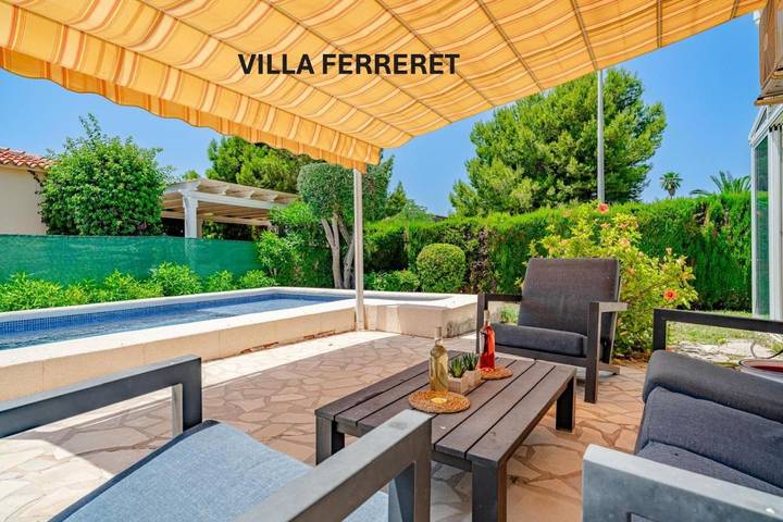 Chalet para 4 personas, con piscina y jardín en Las Marinas