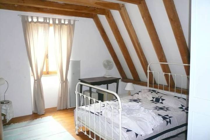 Location de vacances pour 6 personnes, avec jardin et piscine dans Corn - 2