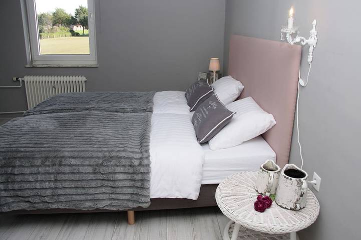 Ferienhaus für 24 Personen, mit Sauna und Whirlpool sowie Garten in Leer und Umgebung - 4