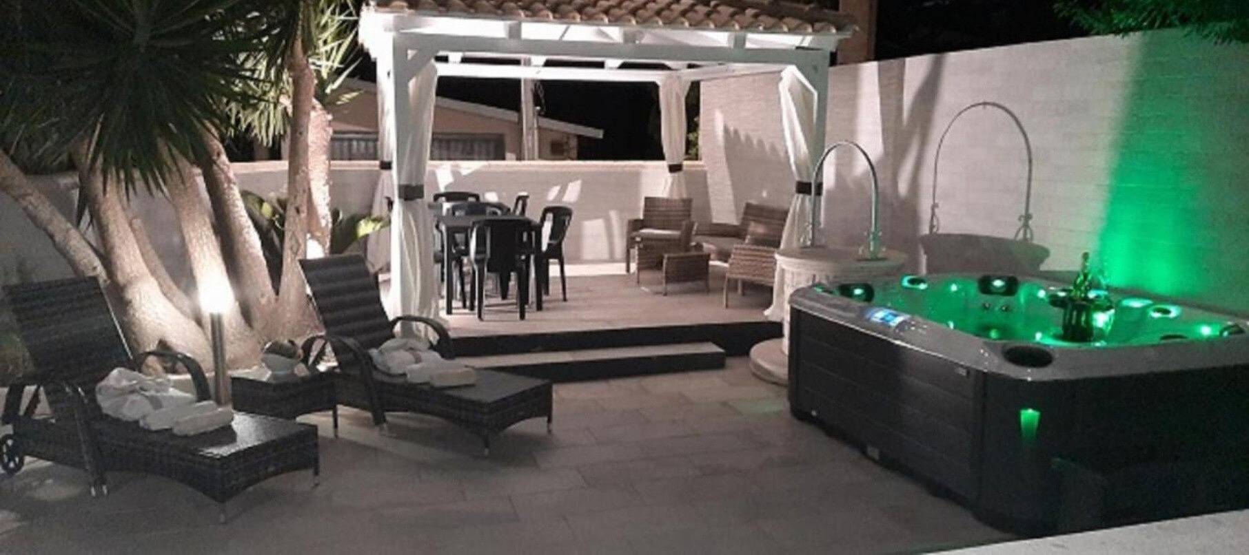 Maison confortable et accueillante idéale pour familles, très proche de la mer in Falaride, Avola